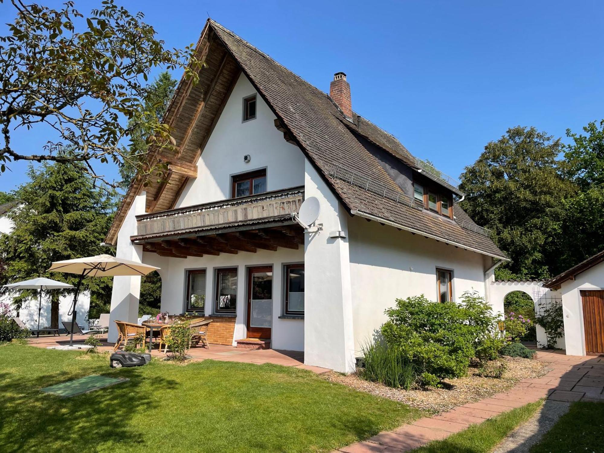 Messe- & Ferienhaus Gertraud Am Ludwigskanal, 24 H Self Check-In, Gratis Parken Wendelstein Exterior photo